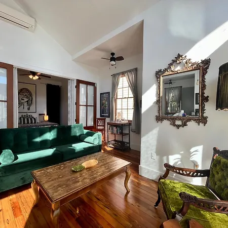 Auld Sweet Olive Bed And Breakfast-2